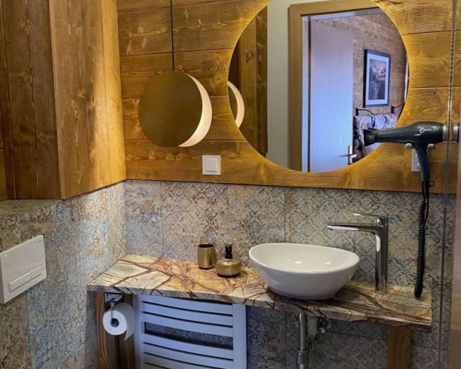 Studio Stołowy Głaz